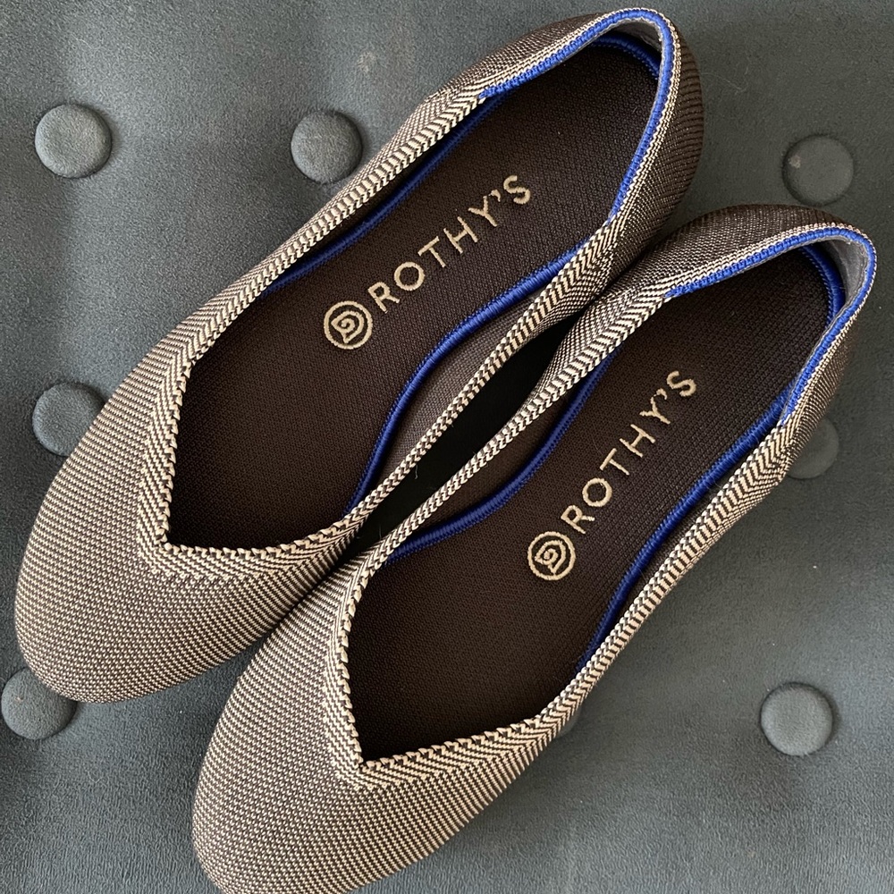 Rothy’s grey rounded toe flat